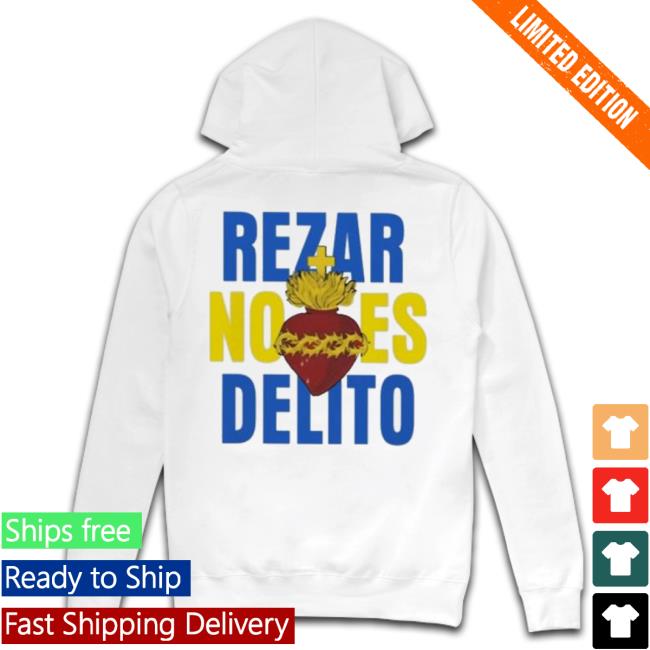 Official Abogados Cristiano Rezar No Es Delito Shirt
