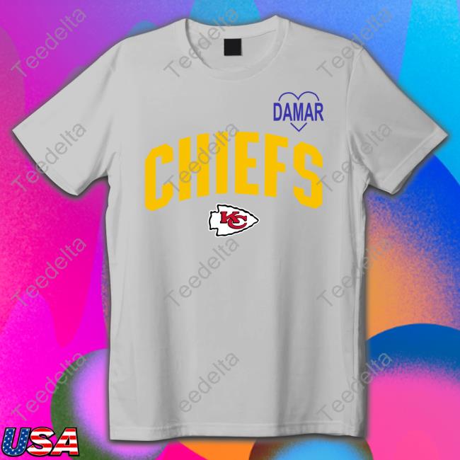 Chiefs Qb Patrick Mahomes Wearing Damar Chiefs Hamlin Strong Tee Shirt
