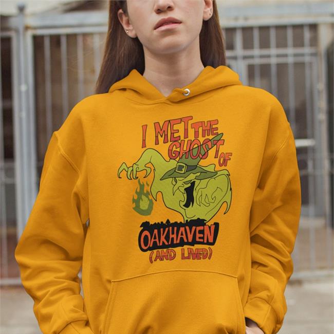 Scooby-Doo And The Witch's Ghost I Met The Ghost Of Oakhaven And Lived Sweatshirt