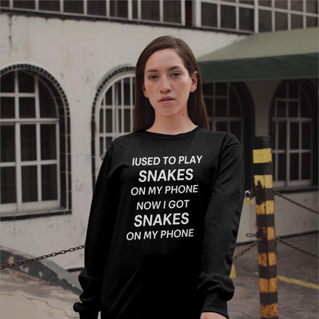 Iused To Play Snakes On My Phone Now I Got Snakes On My Phone Tee Shirt